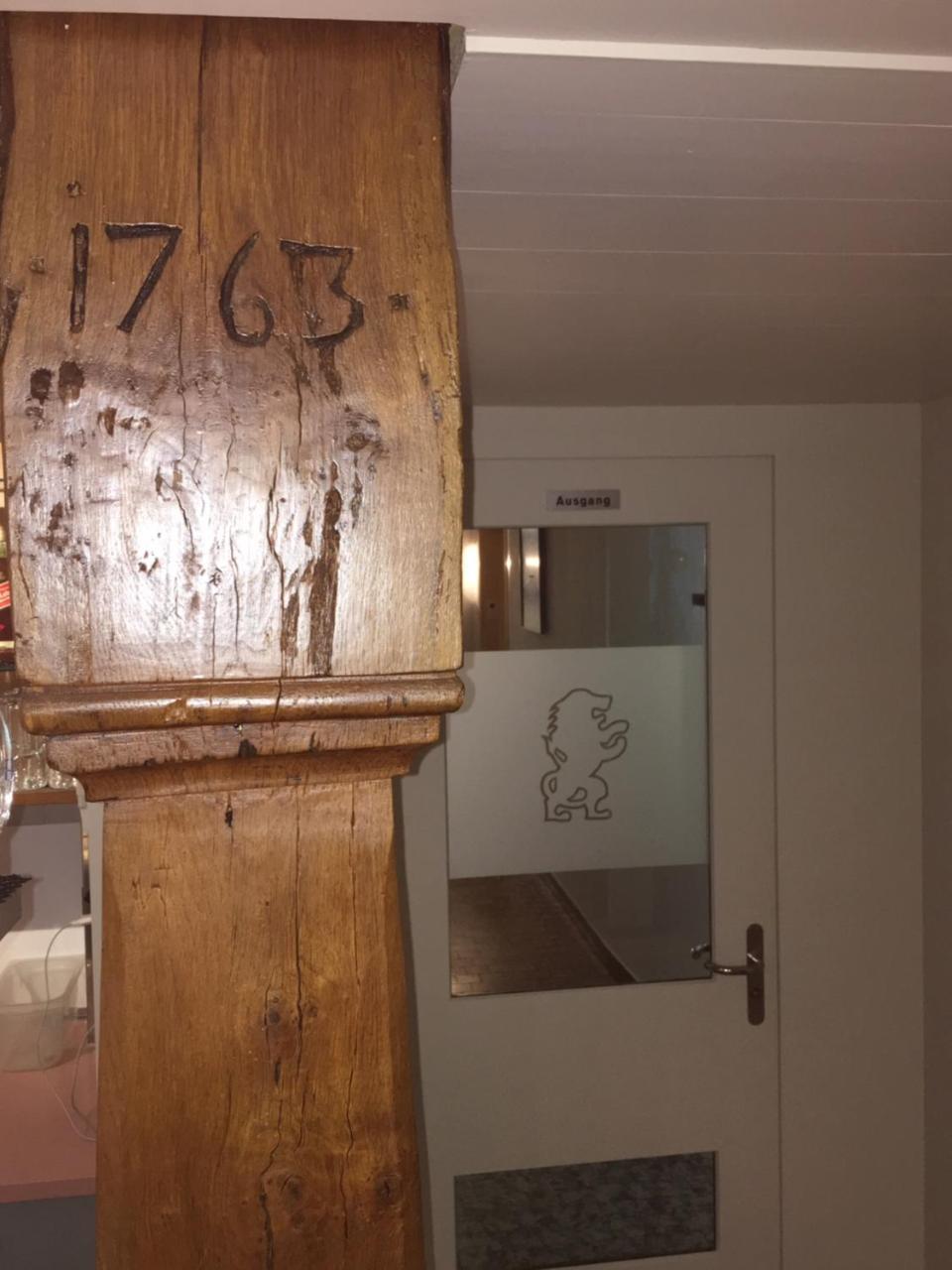 Gasthaus zum Löwen Neftenbach Exterior foto